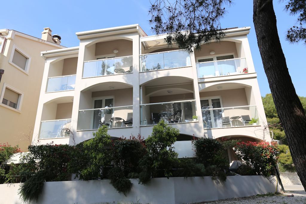 Apartments Lavica Beach Dumicic Подстрана Екстериор снимка